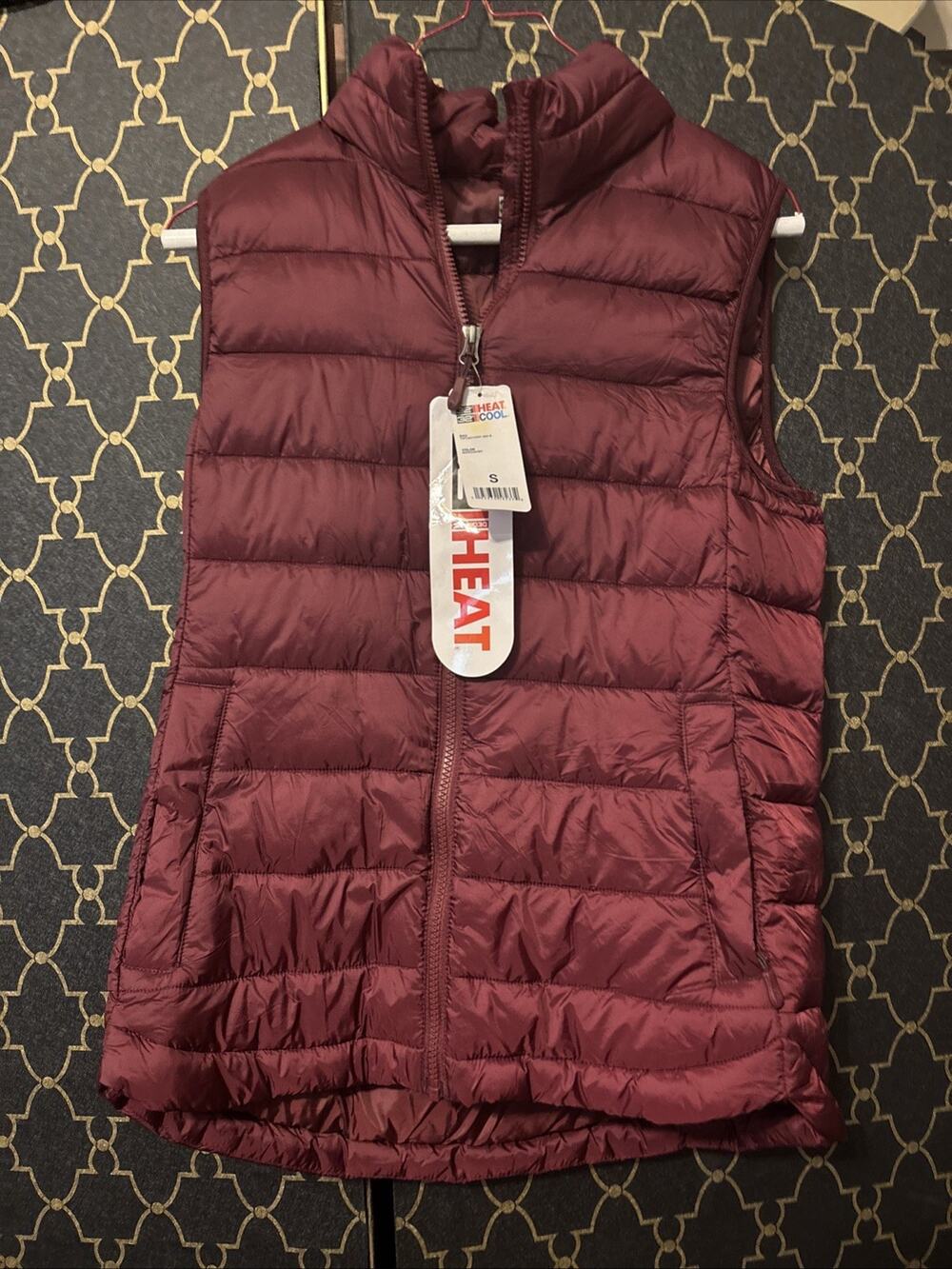 HEAT KEEP Maroon Nano packable puffer down vest woman Sz Small full zip